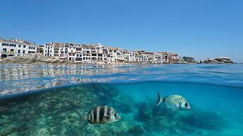 Maria Pl in Calella de Palafrugell