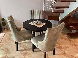 Bizzare Luxury Apartment