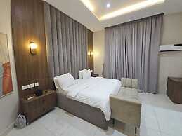 Bizzare Luxury Apartment