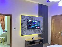 Bizzare Luxury Apartment