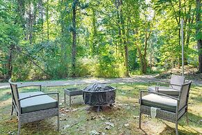 1/2 Mi to Ogunquit Beach: Maine Home w/ Deck!
