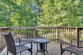 1/2 Mi to Ogunquit Beach: Maine Home w/ Deck!