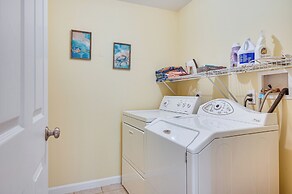 1/2 Mi to Ogunquit Beach: Maine Home w/ Deck!