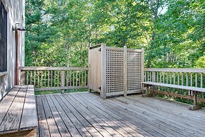 1/2 Mi to Ogunquit Beach: Maine Home w/ Deck!