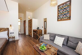 Clove Island Essence & SPA