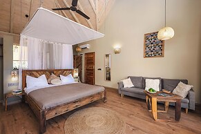 Clove Island Essence & SPA