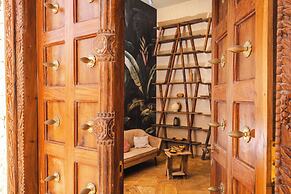 Clove Island Essence & SPA