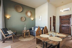 Clove Island Essence & SPA