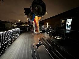 Boeing Airliner Private Jet With hot tub and Sauna