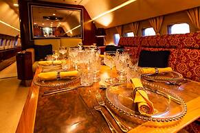 Boeing Airliner Private Jet With hot tub and Sauna