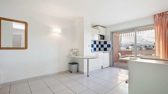 Waterfront Escape in Agde