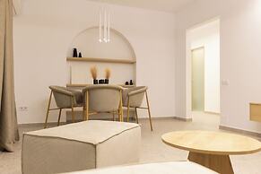 Royalton Suites