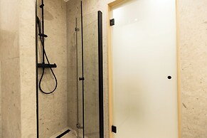 Royalton Suites