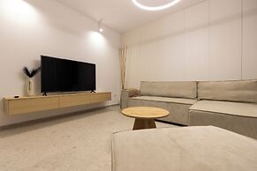 Royalton Suites
