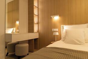 Royalton Suites