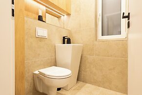 Royalton Suites