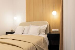 Royalton Suites