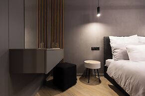 Royalton Suites