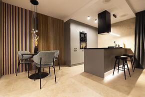 Royalton Suites