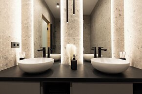 Royalton Suites