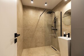 Royalton Suites