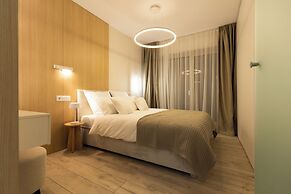 Royalton Suites