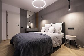 Royalton Suites