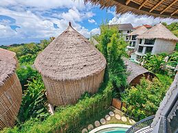 Hillstone Luxury Village