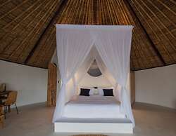 Hillstone Luxury Village