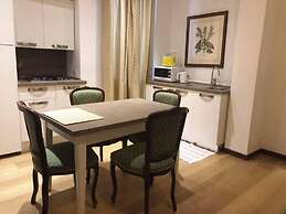 Savoia & Jolanda Apartments