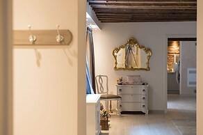 Savoia & Jolanda Apartments