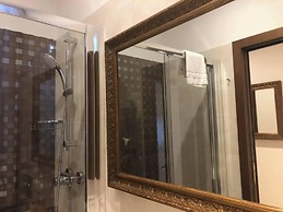 Savoia & Jolanda Apartments