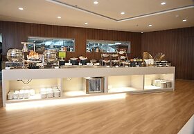 Pam Premium Hotel Vadodara