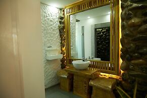 TUNAS & CABRAS HOTEL