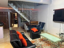 House 919 Suites And Apartments