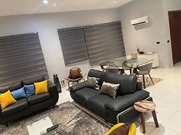 House 919 Suites And Apartments