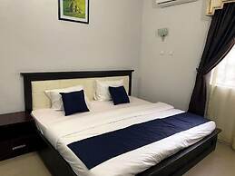 House 919 Suites And Apartments