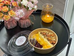 homey stay and cafe by hematoa