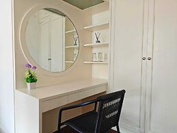 homey stay and cafe by hematoa