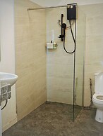 homey stay and cafe by hematoa