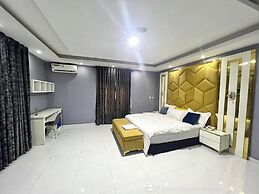 Blue Bell Suites and Apartments