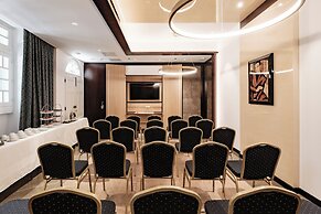 1926 Les Bains Private Spa Suites