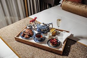 1926 La Galerie Boutique Art Suites