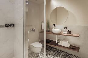 1926 La Galerie Boutique Art Suites