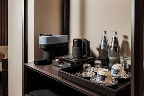 1926 La Galerie Boutique Art Suites