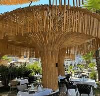 ApartHotel by Comfort Suites