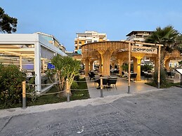 ApartHotel by Comfort Suites