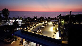 ApartHotel by Comfort Suites