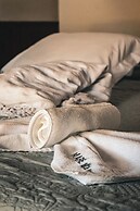 Paradise Suit Sal Premium