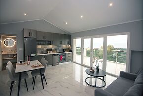 Gigi Star Luxury ApartVilla with Pool, Sea View